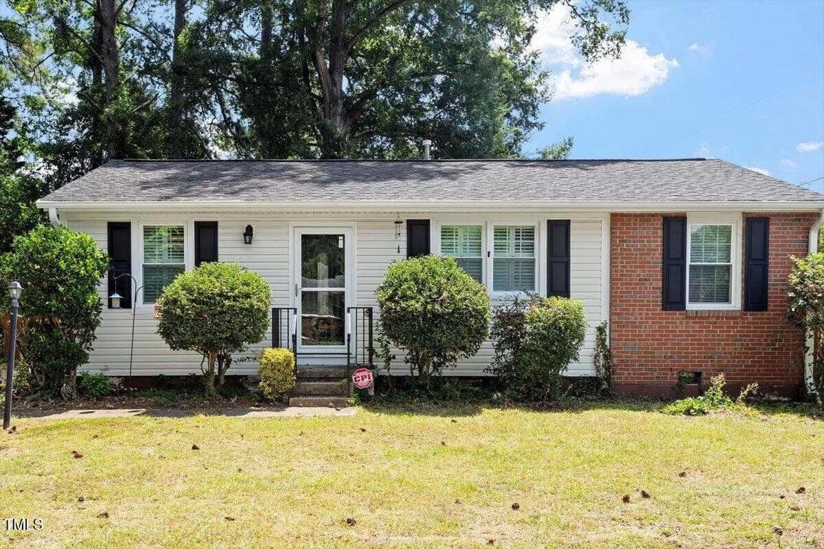 1621 Seminole Trail, Raleigh