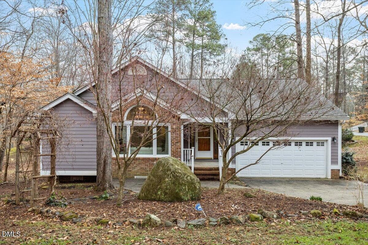 201 Wild Oak Lane, Carrboro