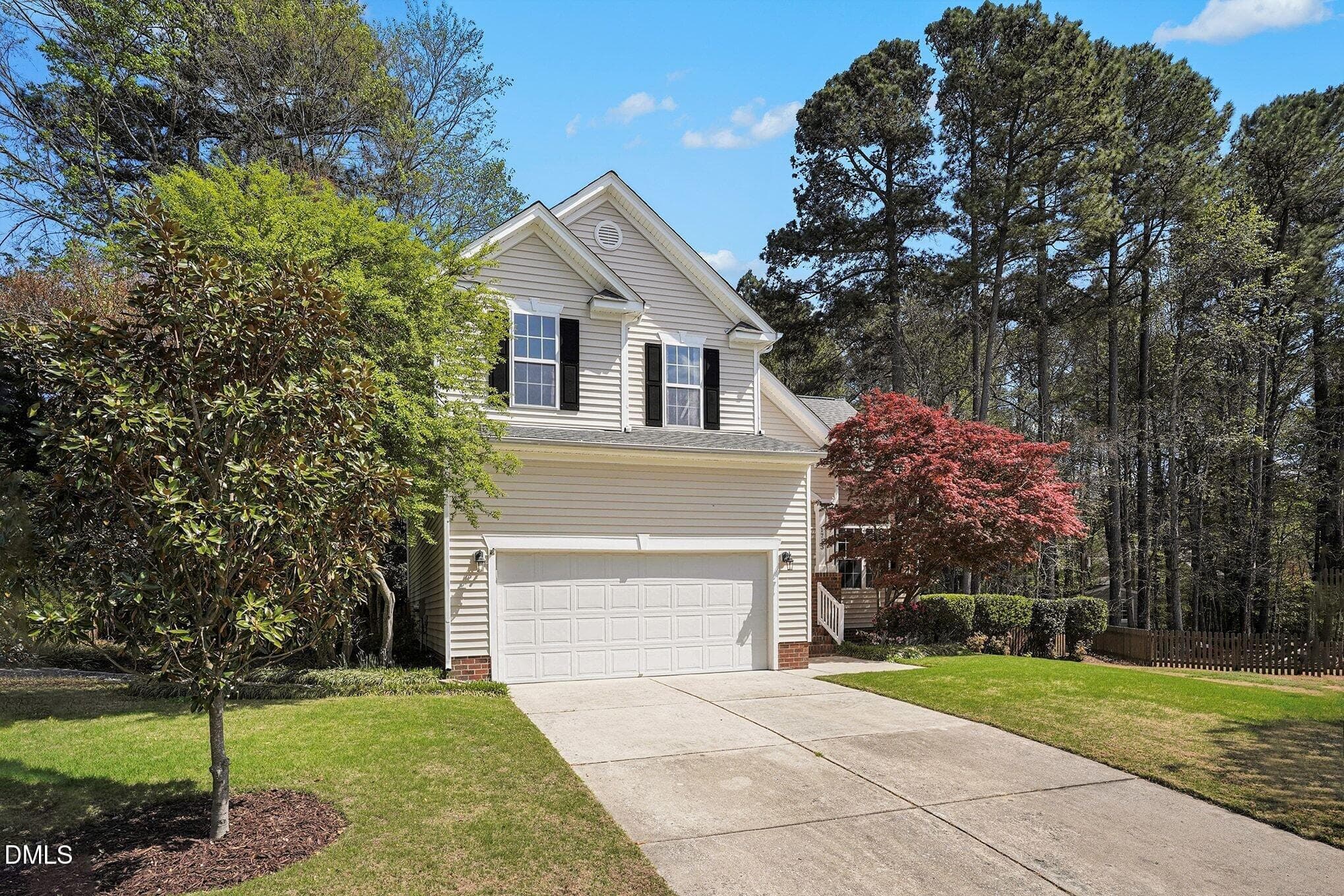 1713 Magnolia Oak Place