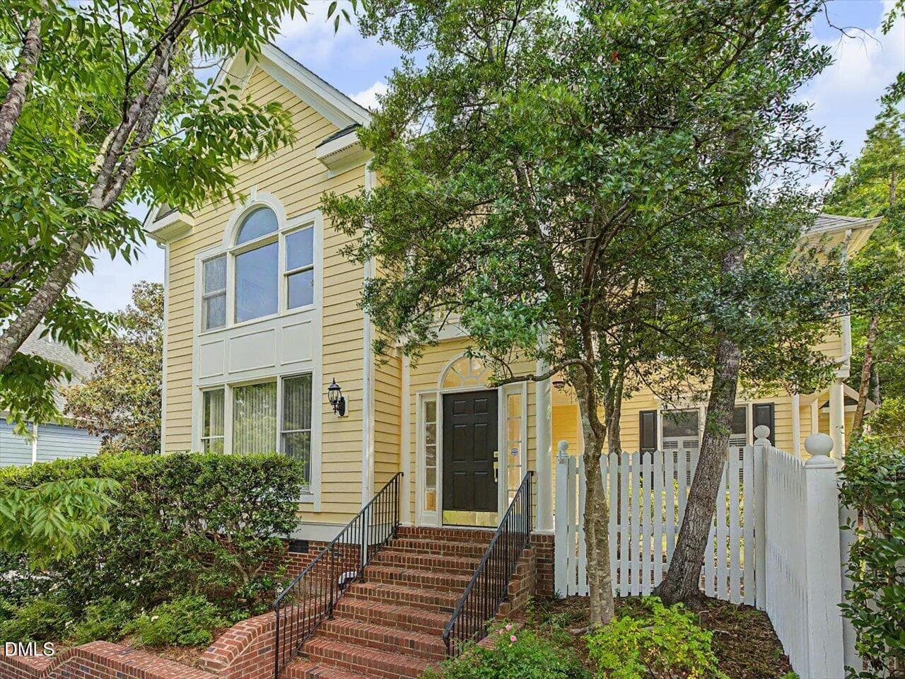 102 Winston Ridge Drive