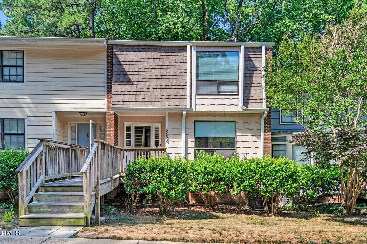 5953 Dixon Drive