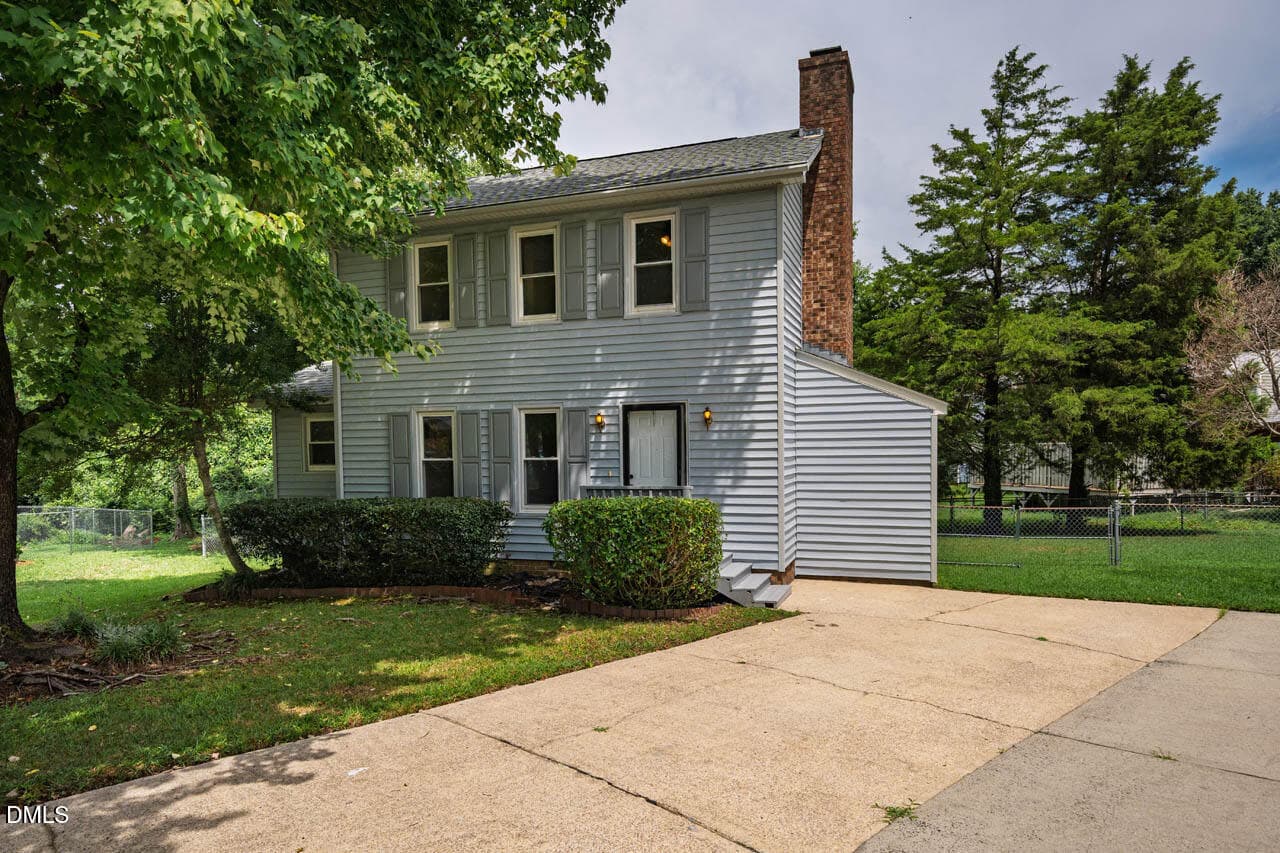 104 Avery Le Circle