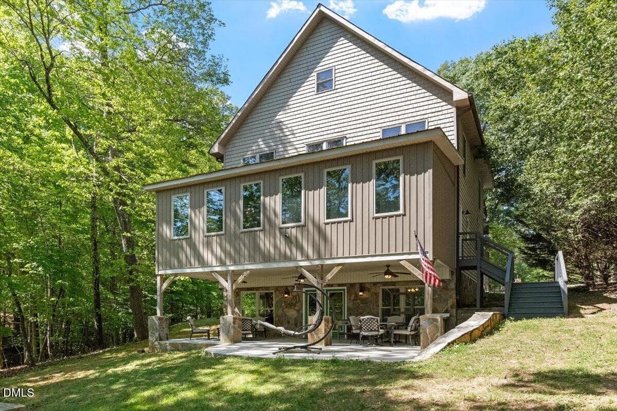 160 Stillwater Lane, Roxboro